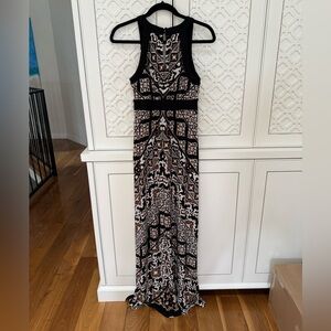 WHITE HOUSE BLACK MARKET Black  and white maxi dress. Great condition! Size xxs